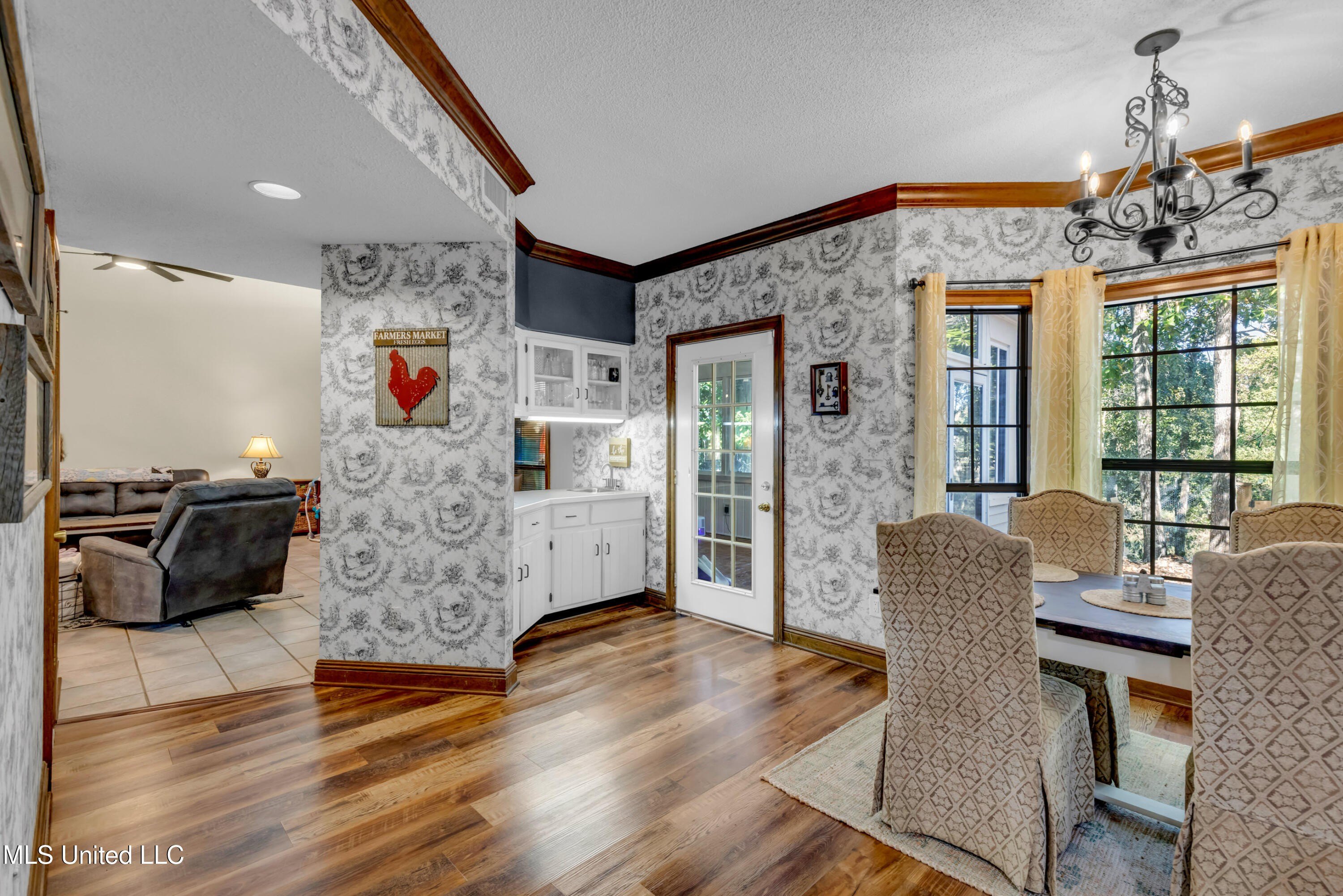 Gautier, Mississippi, 39553, United States, 4 Bedrooms Bedrooms, ,4 BathroomsBathrooms,Residential,For Sale,1989936