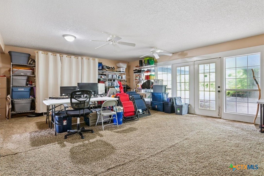 Salado, Texas, 76571, United States, 3 Bedrooms Bedrooms, ,3 BathroomsBathrooms,Residential,For Sale,1976351