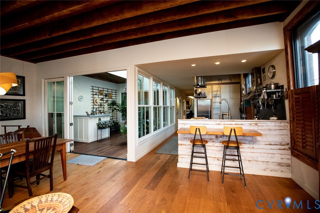 Farmville, Virginia, 23901, United States, 3 Bedrooms Bedrooms, ,3 BathroomsBathrooms,Residential,For Sale,1981150