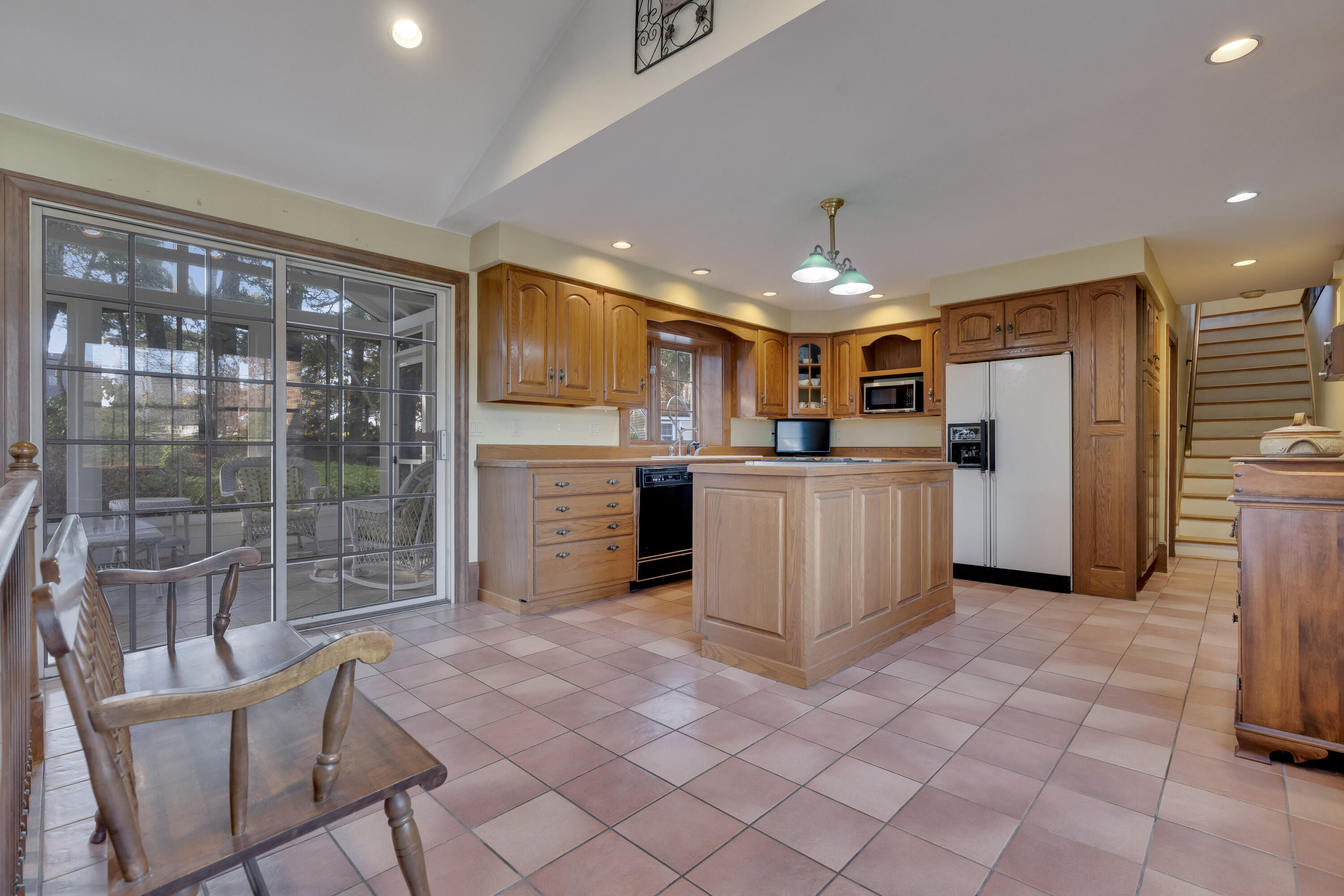 Biddeford, Maine, 04005, United States, 4 Bedrooms Bedrooms, ,2 BathroomsBathrooms,Residential,For Sale,1998354