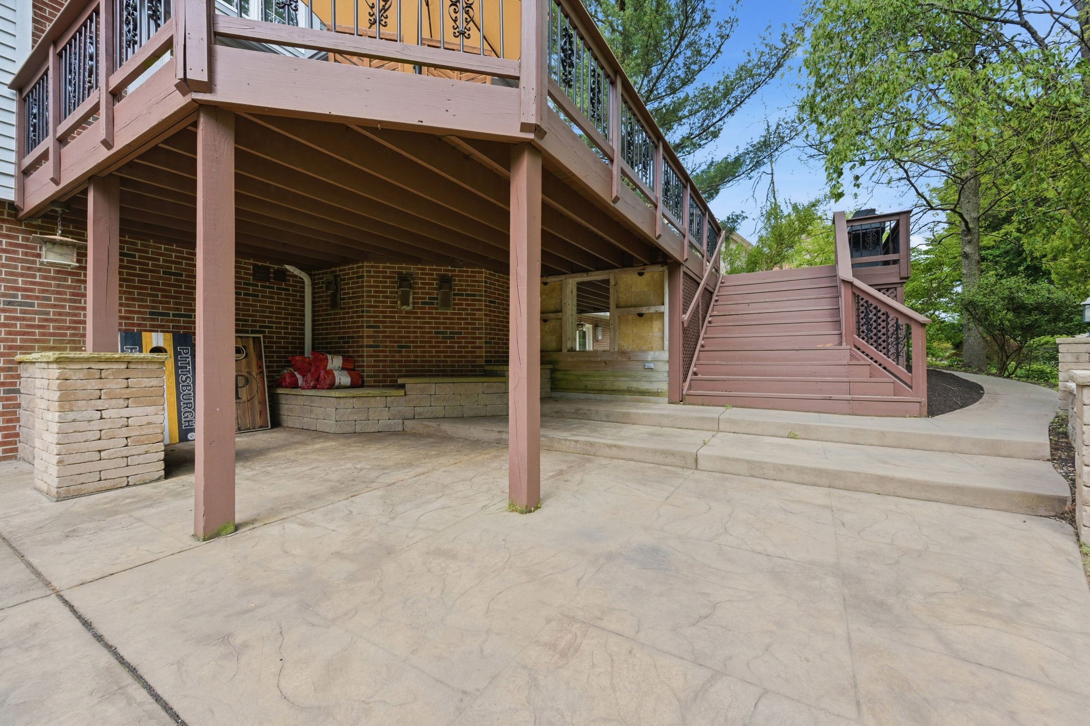  210 Royal Doulton Court, Gibsonia, PA 15044 - 物件實景