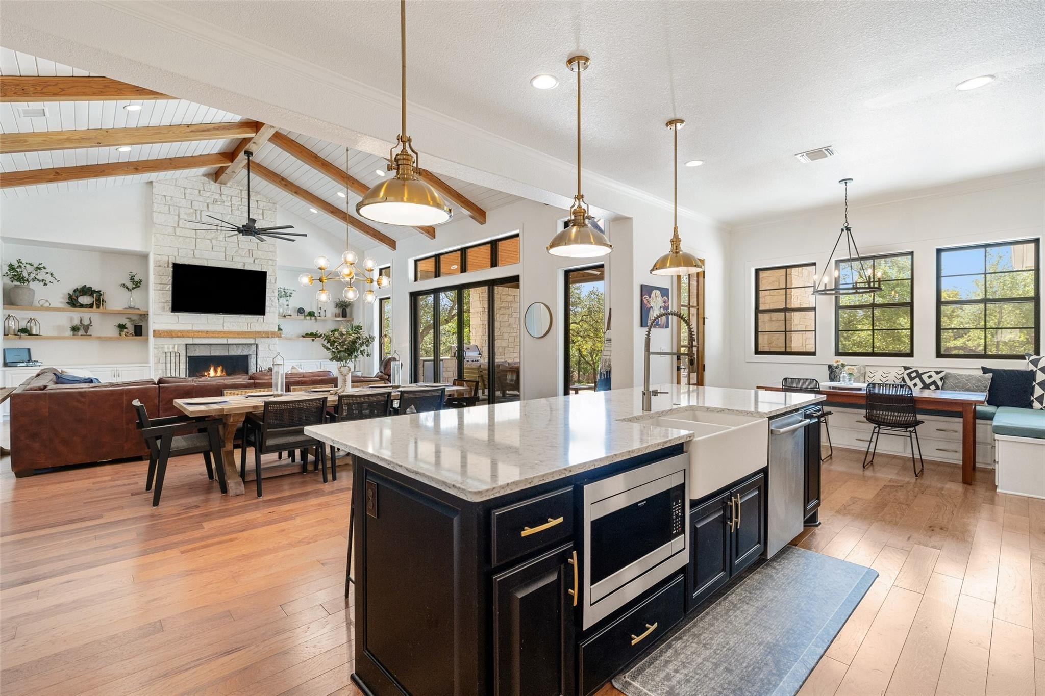 Georgetown, Texas, 78633, United States, 4 Bedrooms Bedrooms, ,5 BathroomsBathrooms,Residential,For Sale,1798285