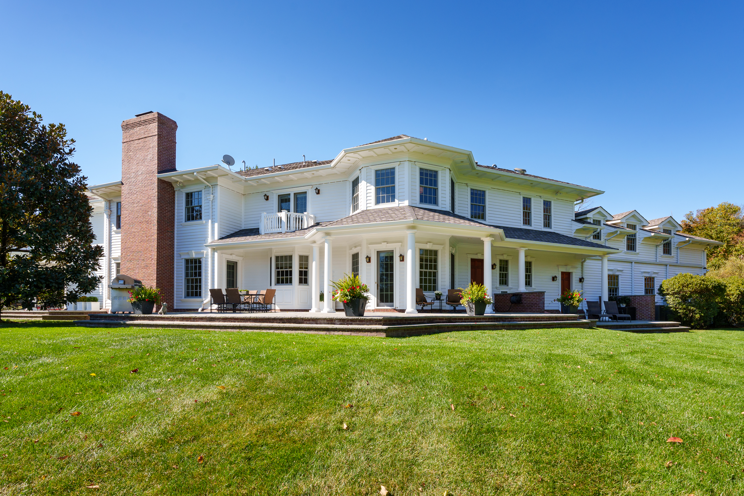  Impeccable Style Reigns Supreme In This Spectacular Home - 物件實景