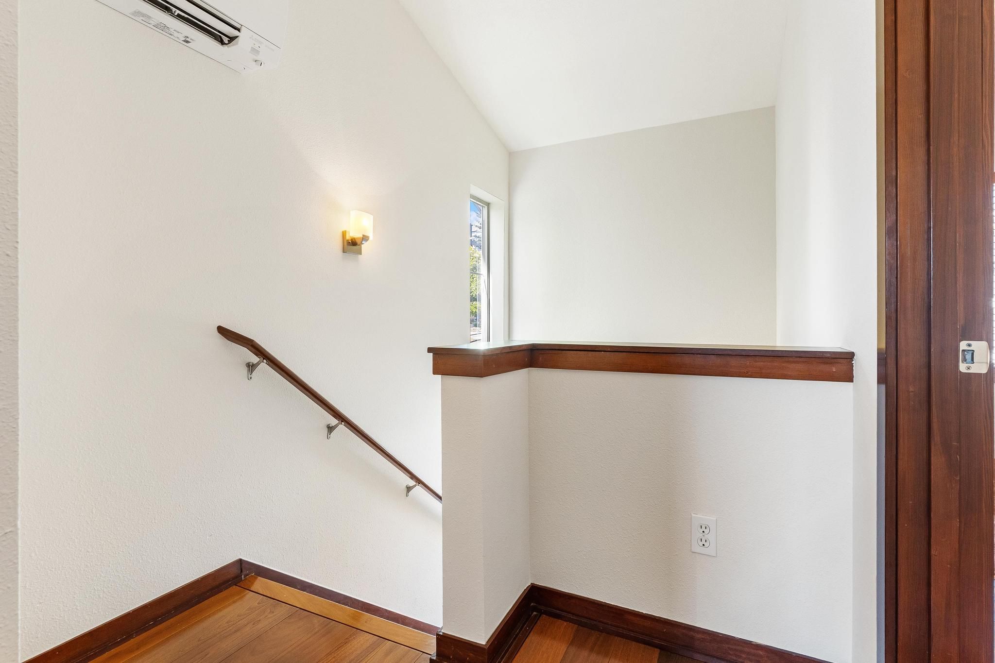  2400 West Boston St, Seattle, WA 98199 - 物件實景