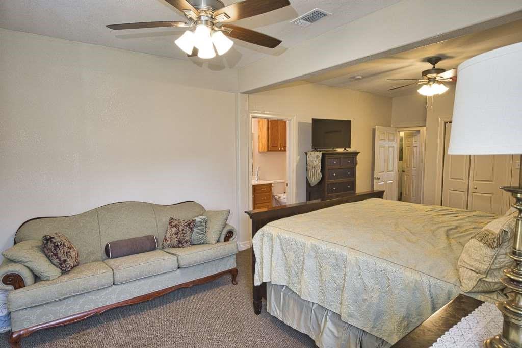 Brazoria, Texas, 77422, United States, 4 Bedrooms Bedrooms, ,3 BathroomsBathrooms,Residential,For Sale,1935189