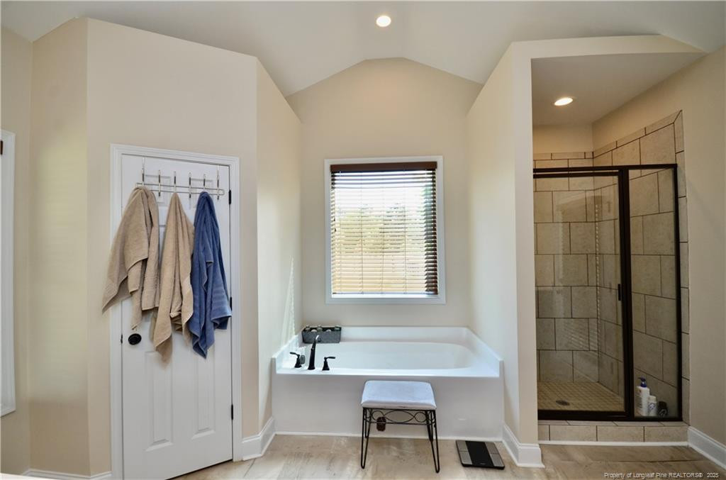 Wade, North Carolina, 28395, United States, 4 Bedrooms Bedrooms, ,5 BathroomsBathrooms,Residential,For Sale,1779432