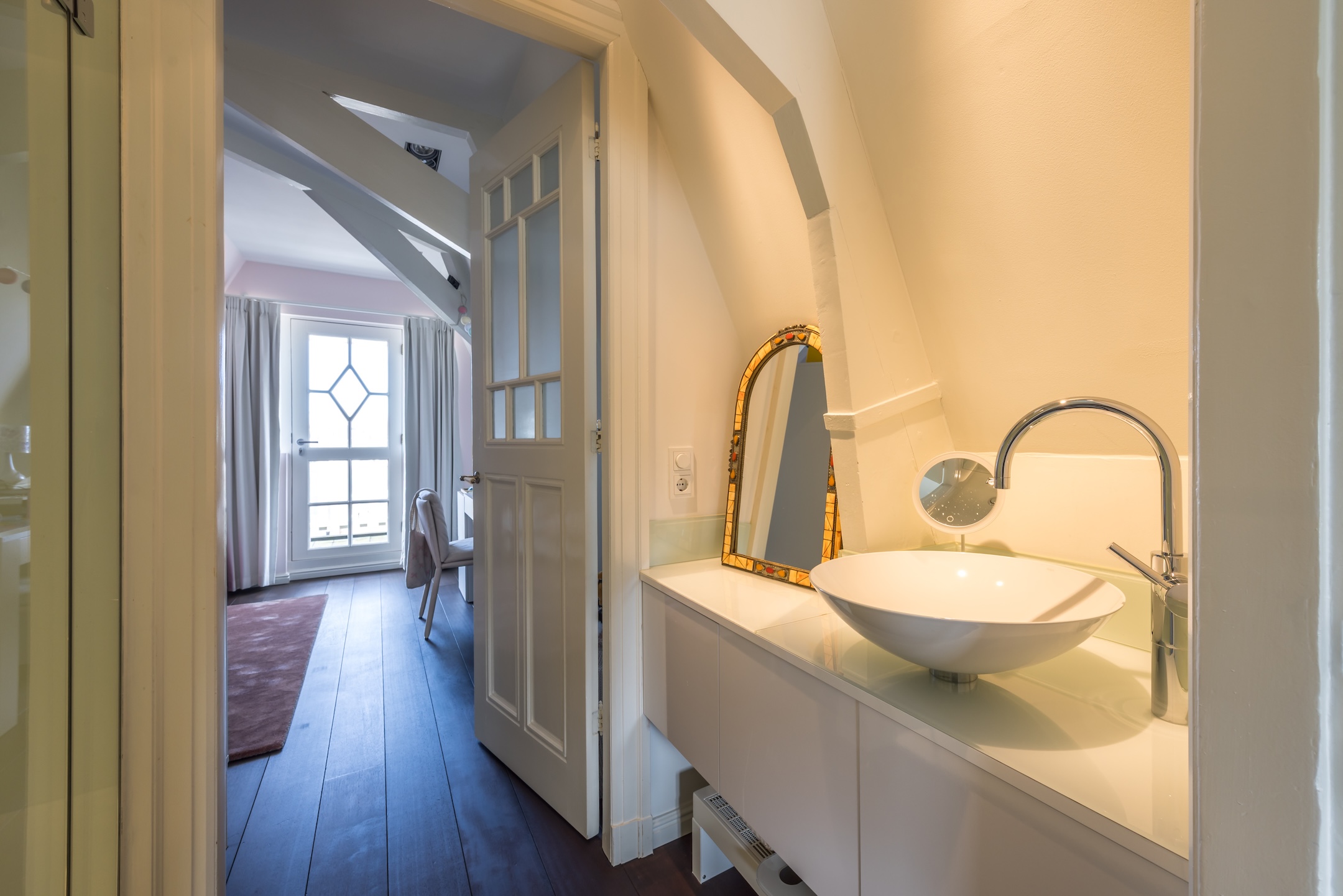  Charming and Spacious Townhouse in the Desirable Benoordenhout District Located - 物件實景