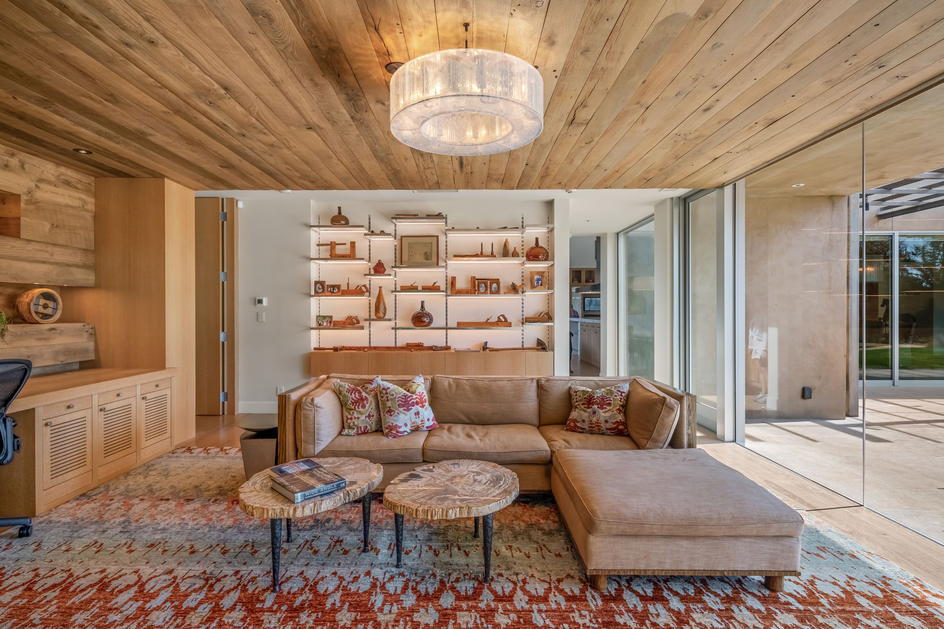  3027 Vichy Avenue - 物件實景