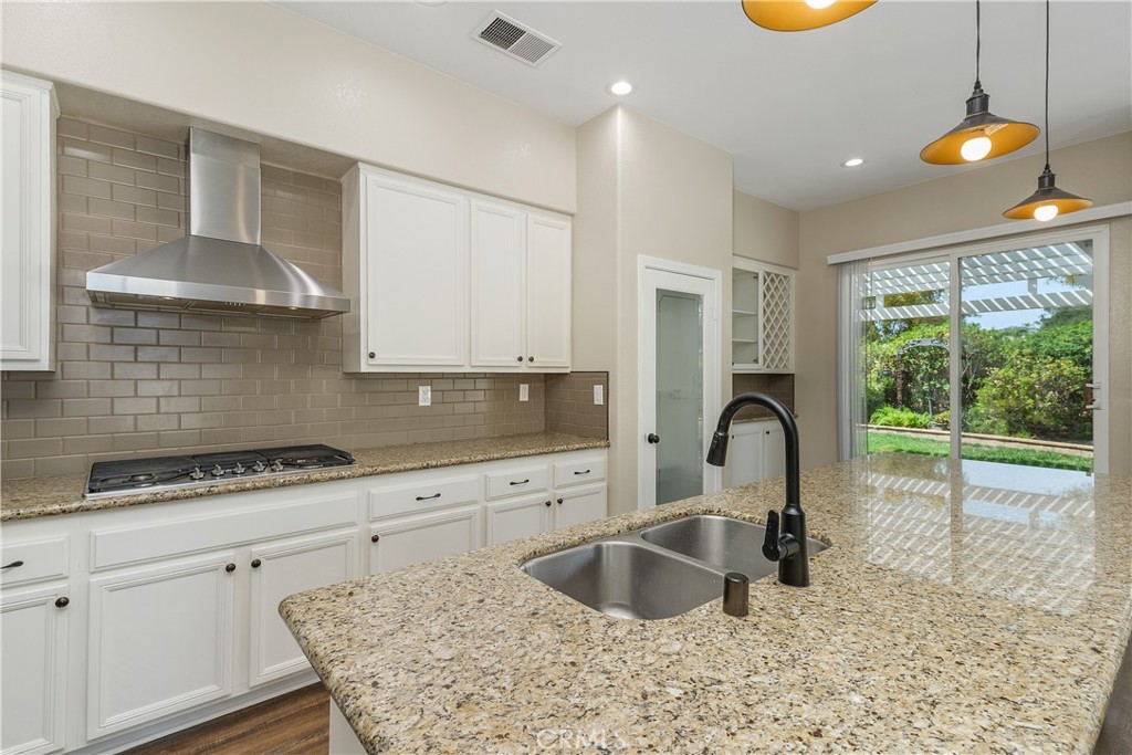 Murrieta, California, 92562, United States, 3 Bedrooms Bedrooms, ,2 BathroomsBathrooms,Residential,For Sale,1896045