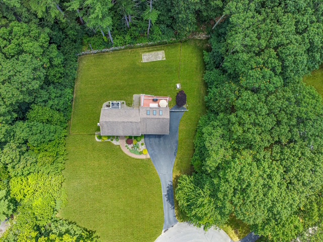 Derry, New Hampshire, 03038, United States, 3 Bedrooms Bedrooms, ,3 BathroomsBathrooms,Residential,For Sale,1886983