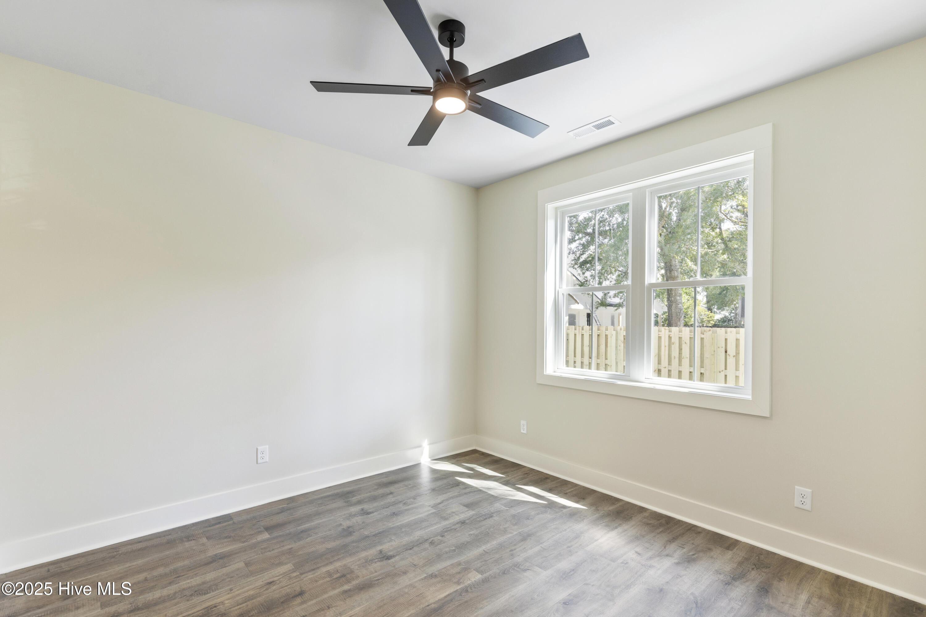 Carolina Beach, North Carolina, 28428, United States, 3 Bedrooms Bedrooms, ,2 BathroomsBathrooms,Residential,For Sale,1992087