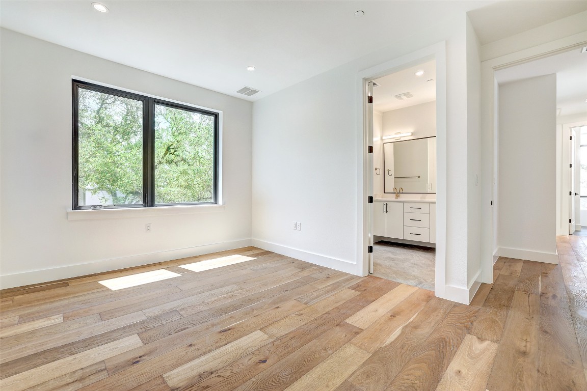 Austin, Texas, 78704, United States, 3 Bedrooms Bedrooms, ,3 BathroomsBathrooms,Residential,For Sale,1848739