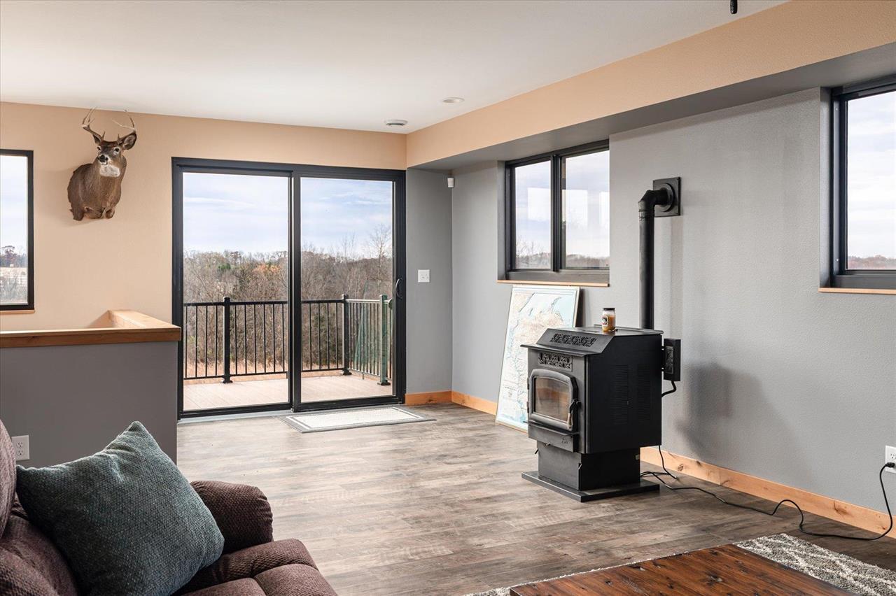 Muscoda, Wisconsin, 53573, United States, 3 Bedrooms Bedrooms, ,3 BathroomsBathrooms,Residential,For Sale,1990387