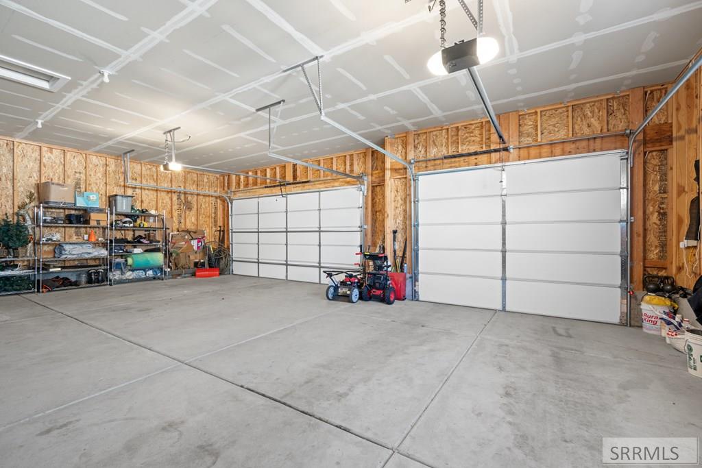 IDAHO FALLS, Idaho, 83401, United States, 4 Bedrooms Bedrooms, ,3 BathroomsBathrooms,Residential,For Sale,2013508