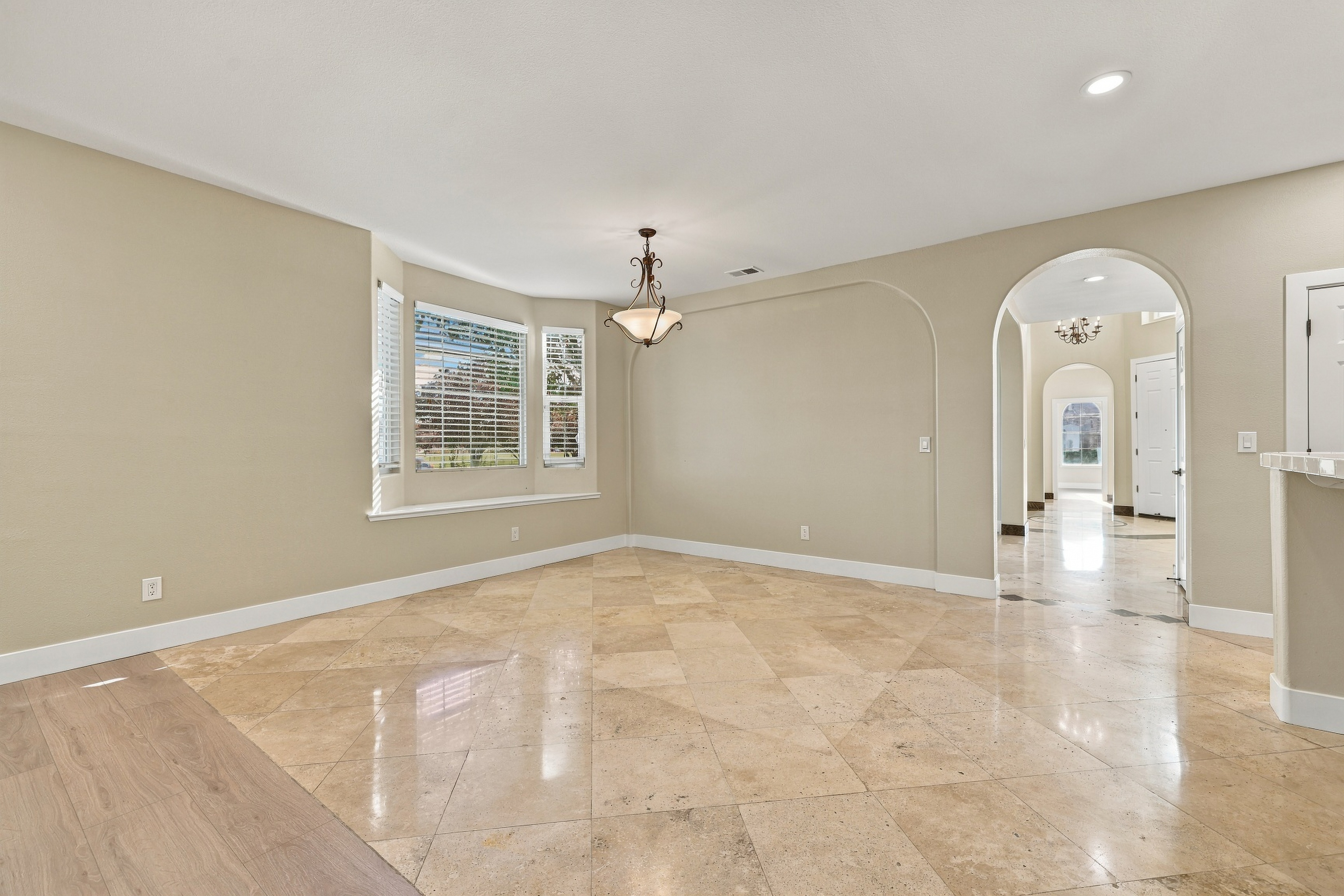  5602 Pop Becker Street, Sacramento, CA 95835 - 物件實景