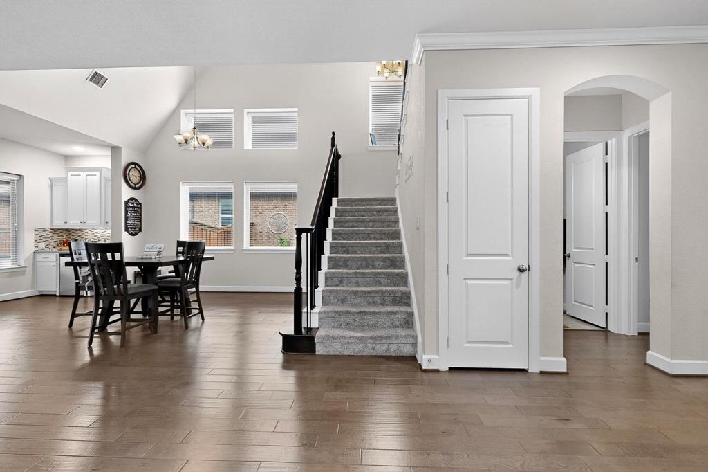 Mansfield, Texas, 76063, United States, 4 Bedrooms Bedrooms, ,3 BathroomsBathrooms,Residential,For Sale,1984510