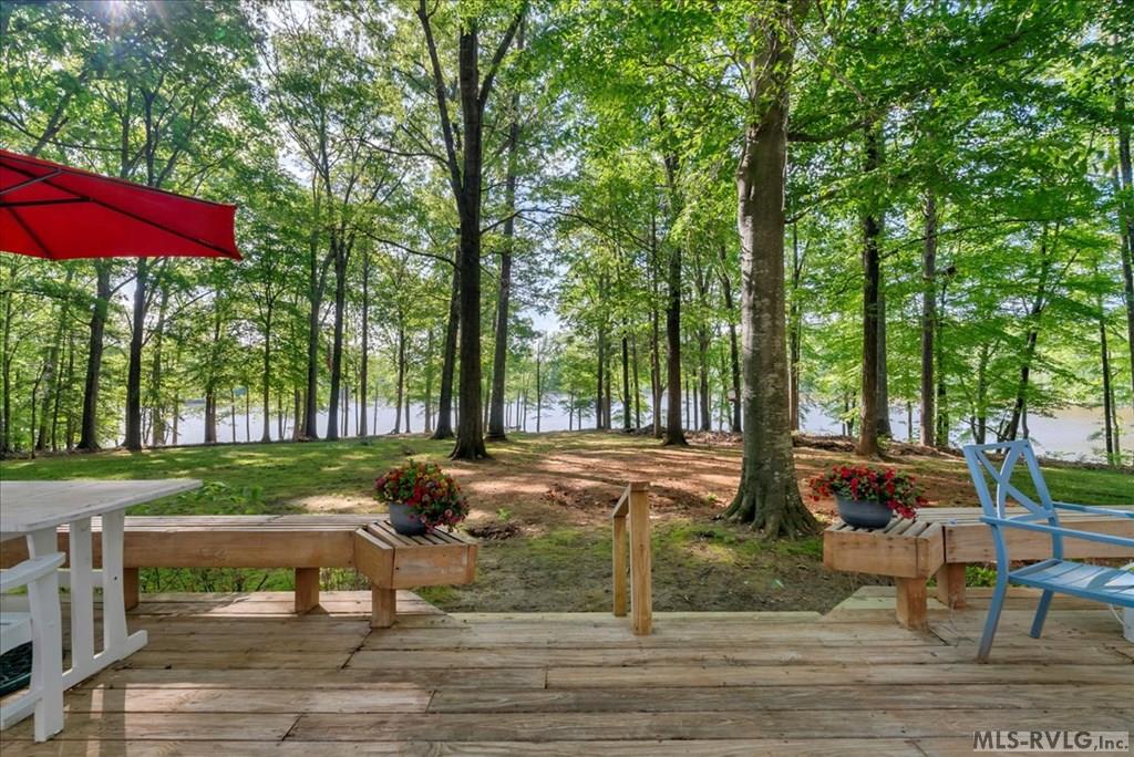 Clarksville, Virginia, 23927, United States, 3 Bedrooms Bedrooms, ,2 BathroomsBathrooms,Residential,For Sale,1805188