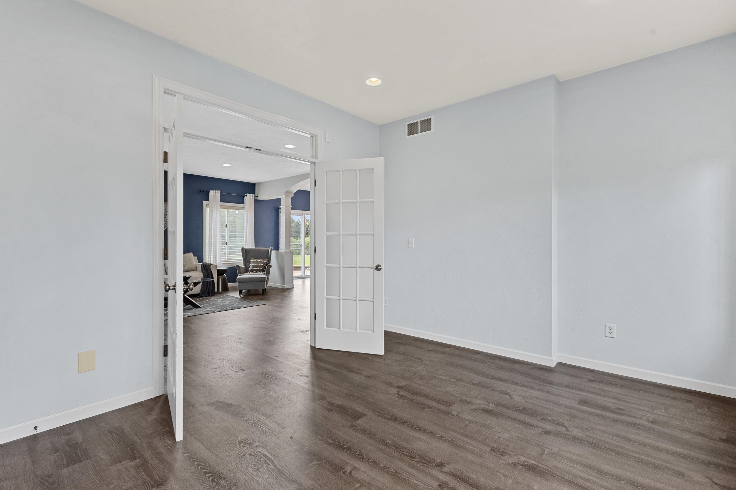 Neenah, Wisconsin, 54956, United States, 4 Bedrooms Bedrooms, ,4 BathroomsBathrooms,Residential,For Sale,1930712