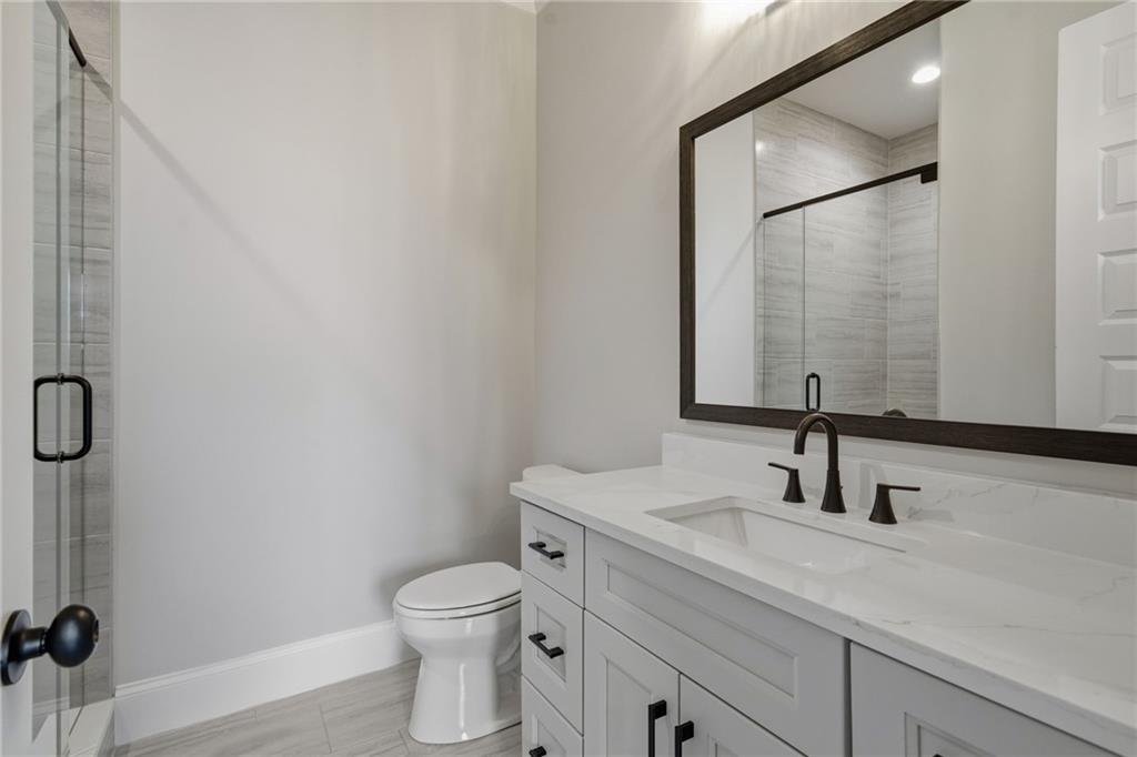 Gainesville, Georgia, 30506, United States, 5 Bedrooms Bedrooms, ,7 BathroomsBathrooms,Residential,For Sale,1996657