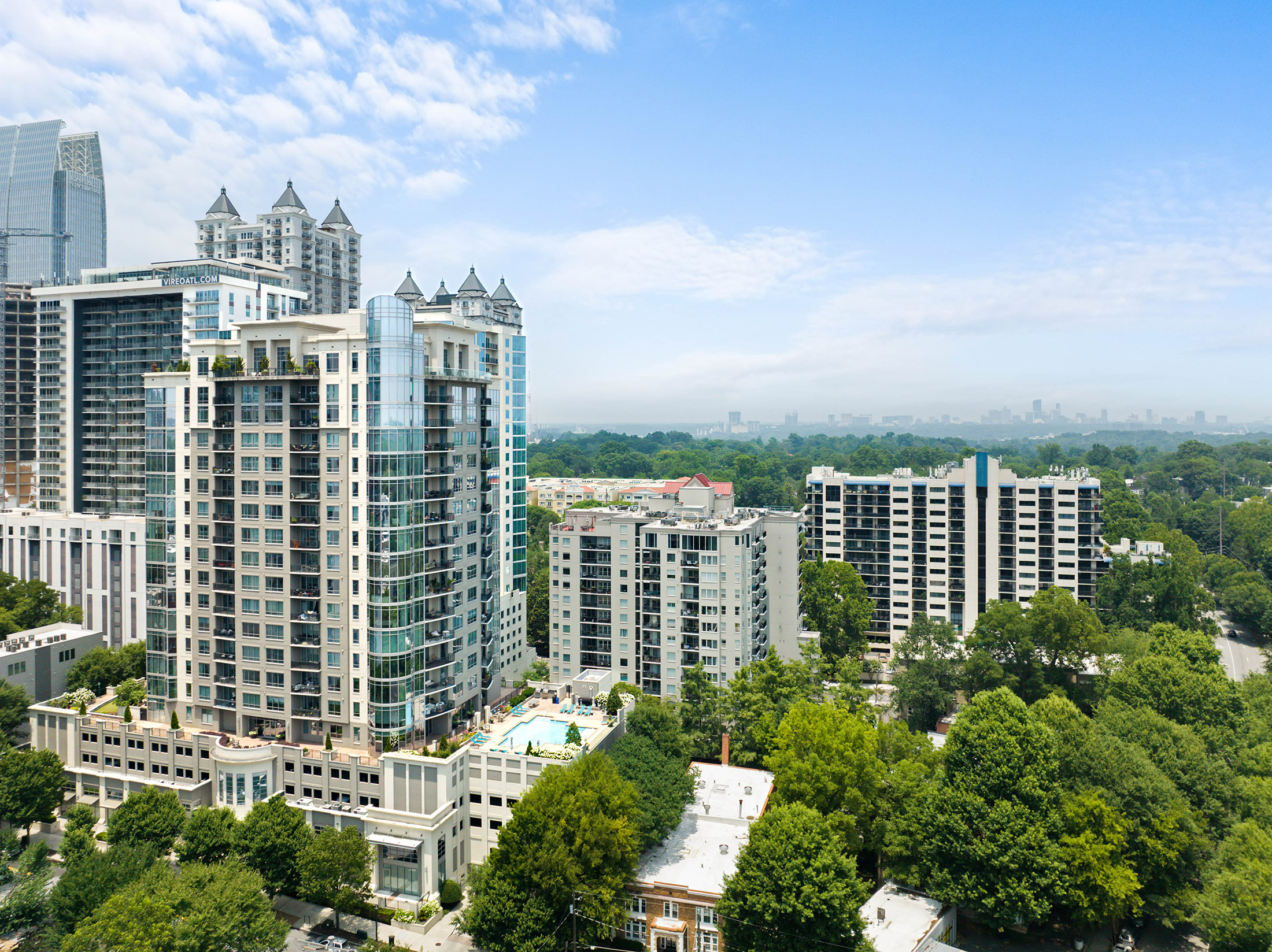  Modern Intown Living at Luxe - 物件實景