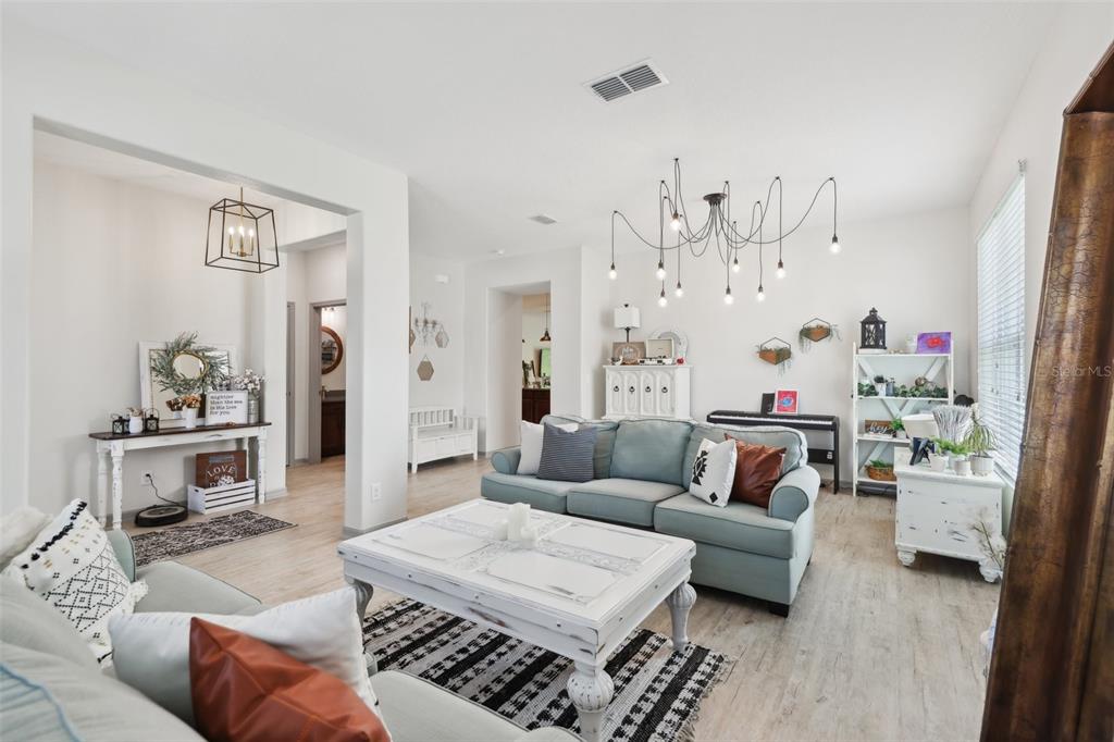 Clermont, Florida, 34711, United States, 5 Bedrooms Bedrooms, ,3 BathroomsBathrooms,Residential,For Sale,1840376