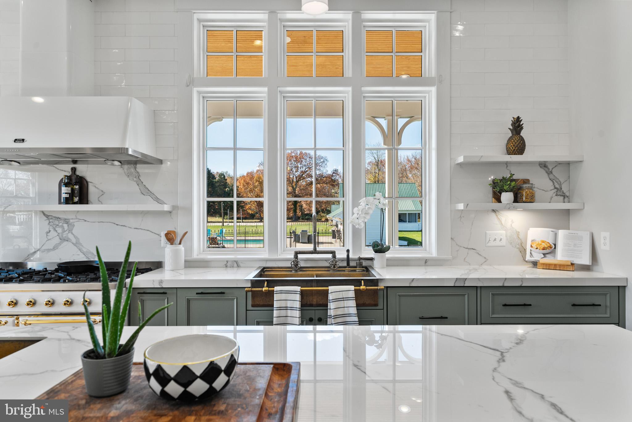 La Plata, Maryland, 20646, United States, 5 Bedrooms Bedrooms, ,4 BathroomsBathrooms,Residential,For Sale,1990245