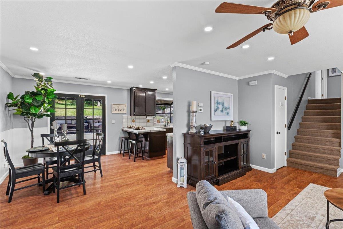 Oakdale, California, 95361, United States, 3 Bedrooms Bedrooms, ,3 BathroomsBathrooms,Residential,For Sale,1923997