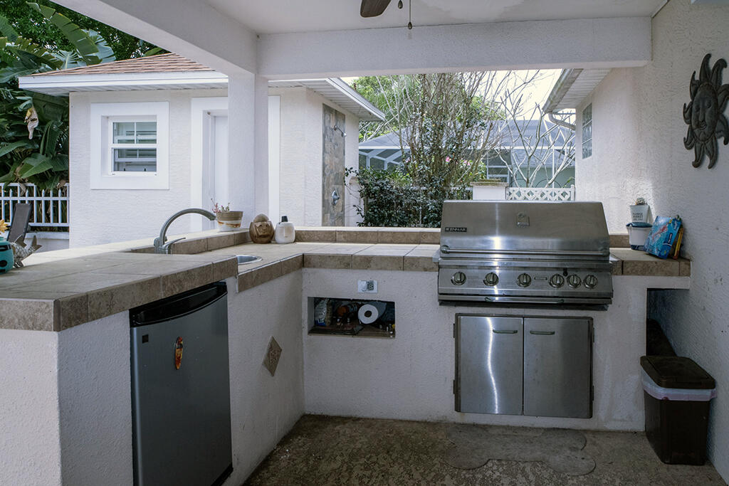 3329 Lake View Circle, Melbourne, Florida, 32934, United States, 4 Bedrooms Bedrooms, ,3 BathroomsBathrooms,Residential,For Sale,3329 Lake View Circle,1482644