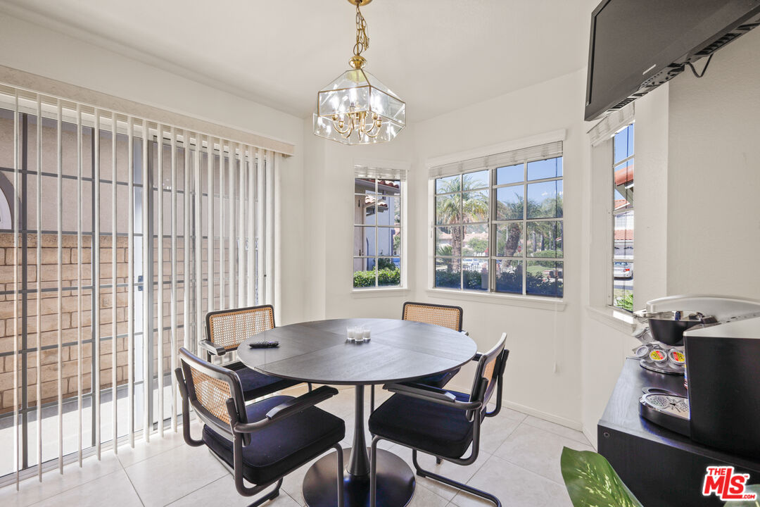 Porter Ranch, California, 91326, United States, 4 Bedrooms Bedrooms, ,3 BathroomsBathrooms,Residential,For Sale,1906036