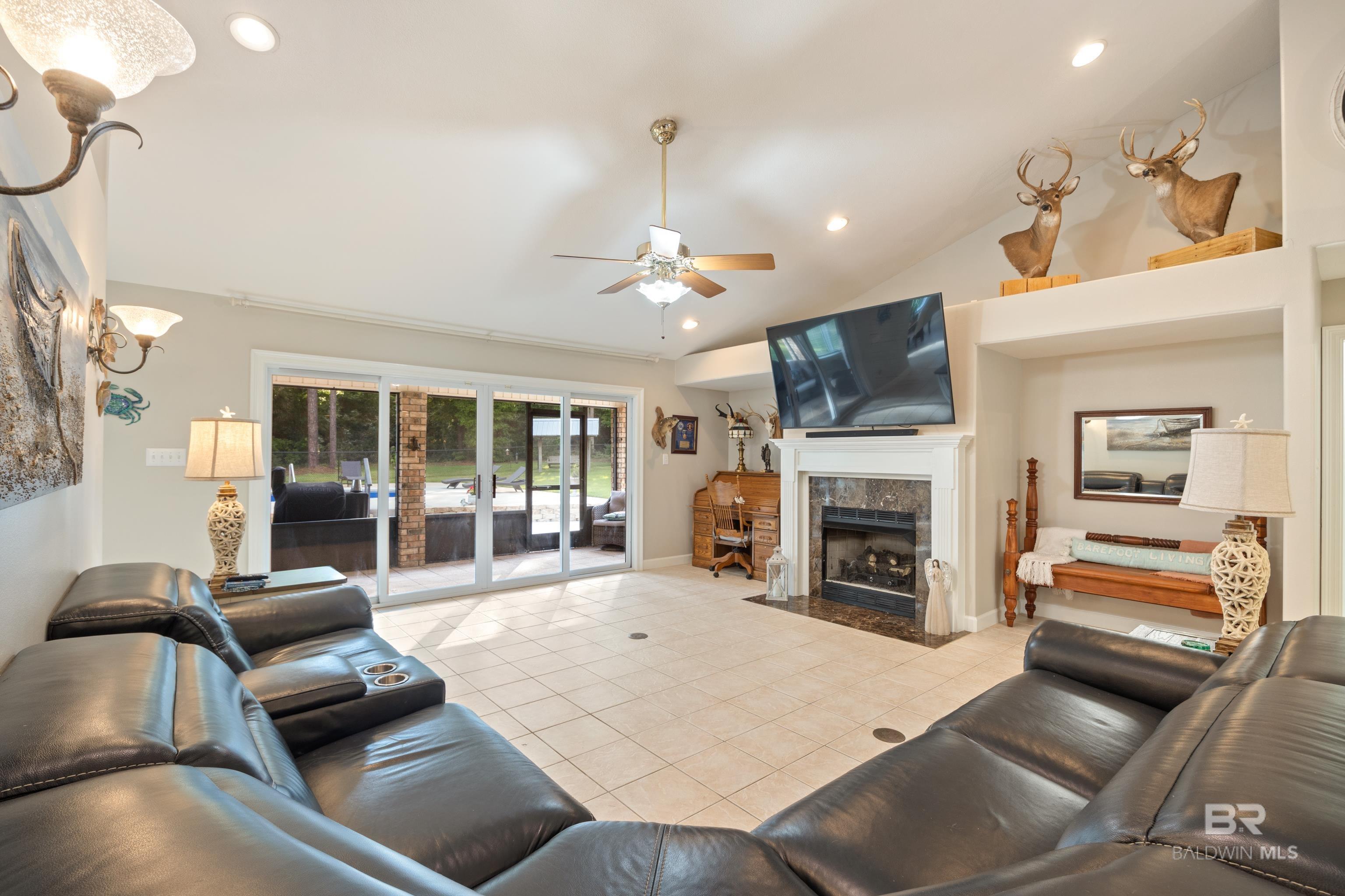 Lillian, Alabama, 36549, United States, 3 Bedrooms Bedrooms, ,2 BathroomsBathrooms,Residential,For Sale,1846545