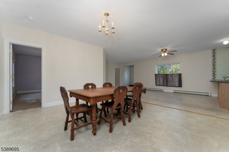 Lebanon Twp., New Jersey, 08826, United States, 3 Bedrooms Bedrooms, ,2 BathroomsBathrooms,Residential,For Sale,1960798