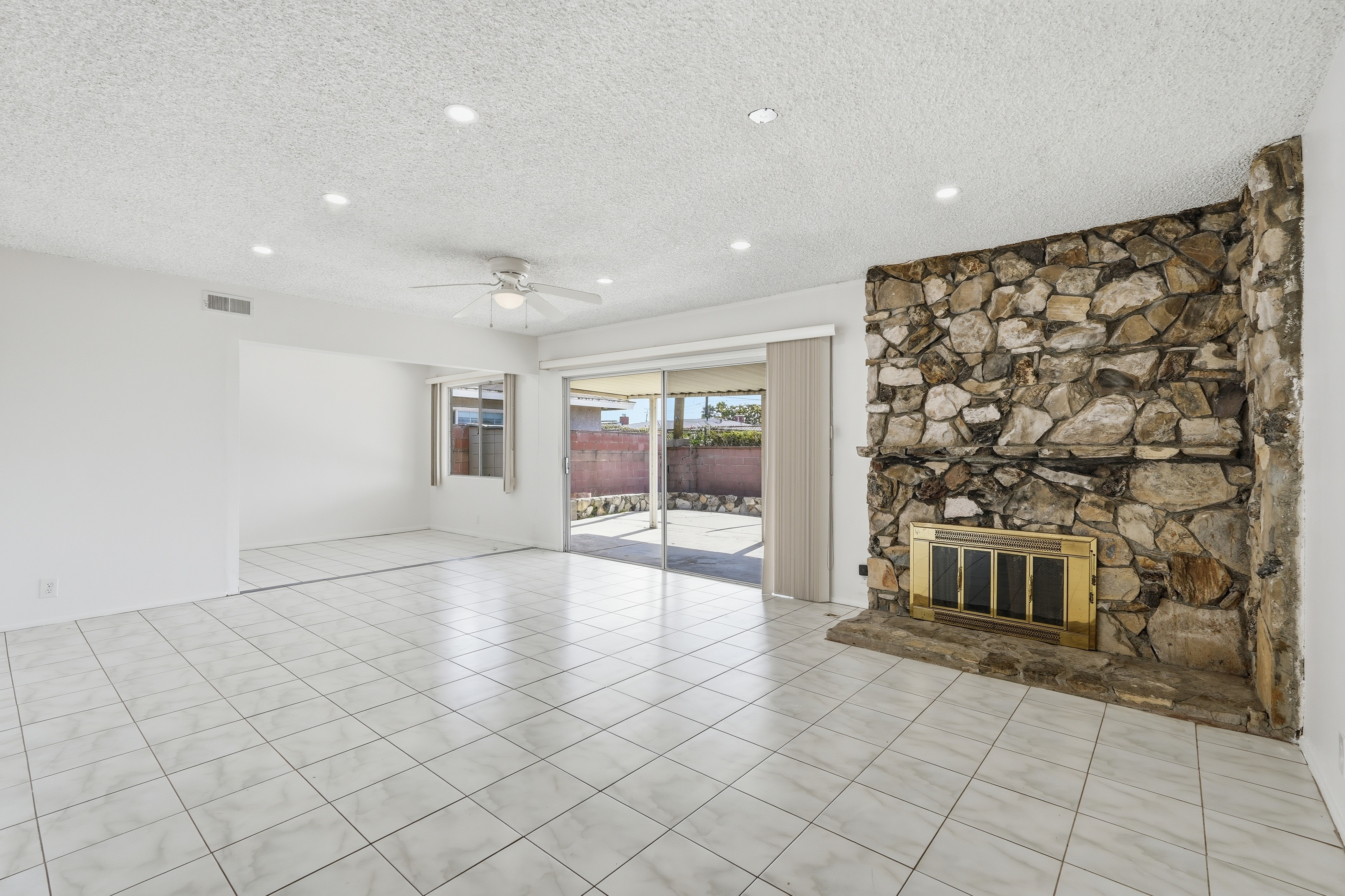  15627 Prairie Avenue, Lawndale, CA 90260 - 物件實景