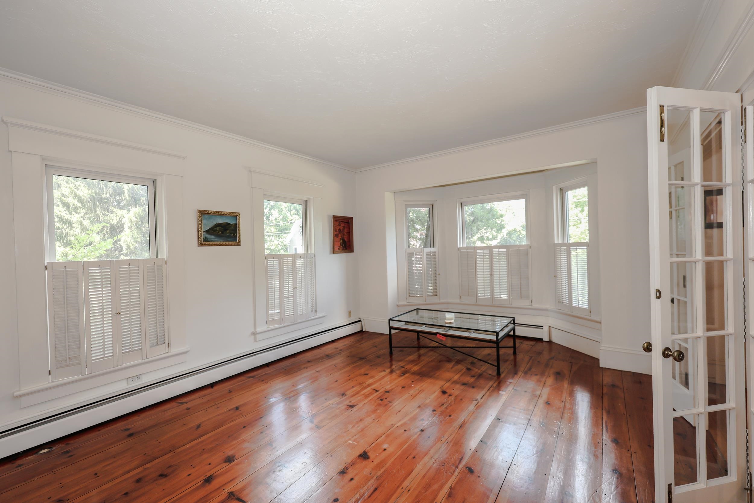 Goffstown, New Hampshire, 03045, United States, 4 Bedrooms Bedrooms, ,4 BathroomsBathrooms,Residential,For Sale,1901331
