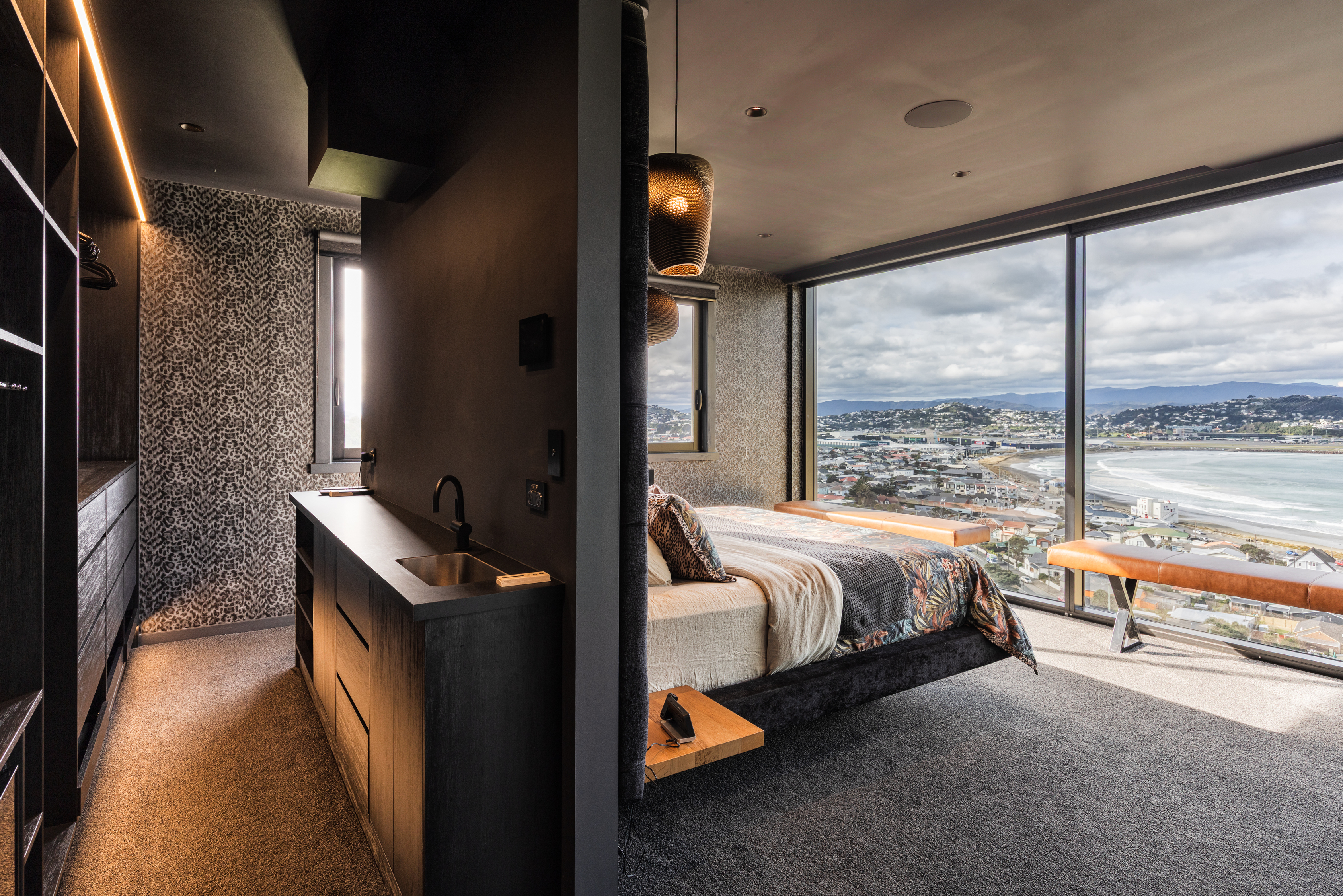  212 Sutherland Road, Lyall Bay - 物件實景