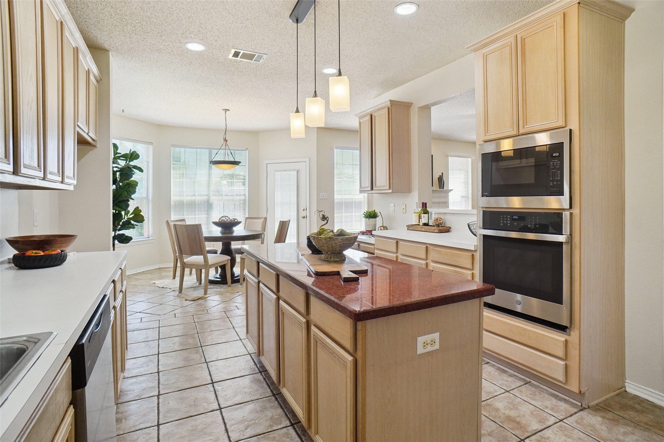 Plano, Texas, 75024, United States, 4 Bedrooms Bedrooms, ,3 BathroomsBathrooms,Residential,For Sale,1981856