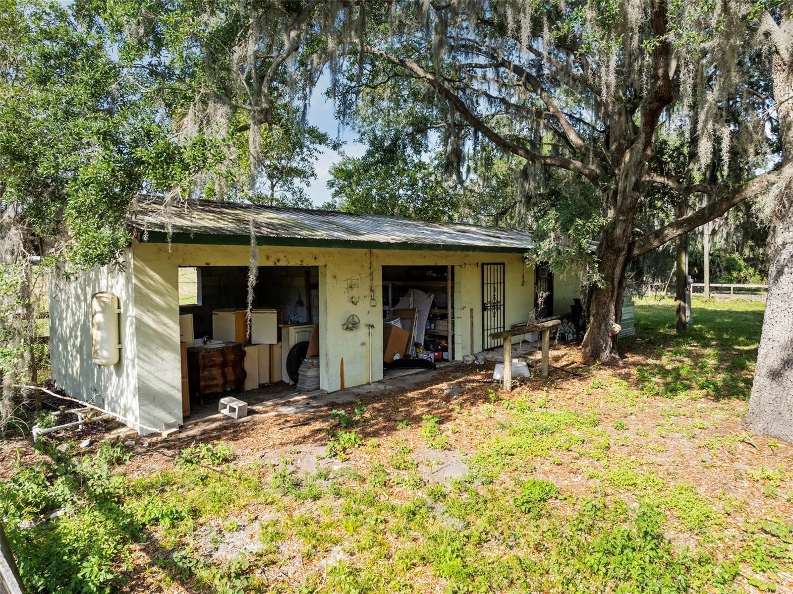 HAINES CITY, Florida, 33844, United States, 4 Bedrooms Bedrooms, ,3 BathroomsBathrooms,Residential,For Sale,1983329