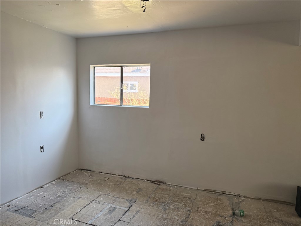 Compton, California, 90222, United States, 3 Bedrooms Bedrooms, ,2 BathroomsBathrooms,Residential,For Sale,1984392