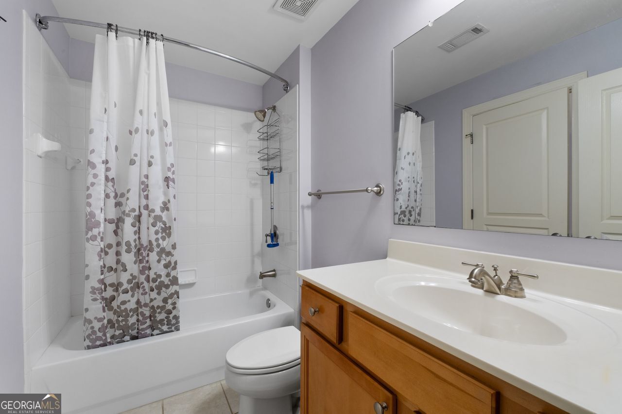 Stonecrest, Georgia, 30038, United States, 5 Bedrooms Bedrooms, ,4 BathroomsBathrooms,Residential,For Sale,1907075