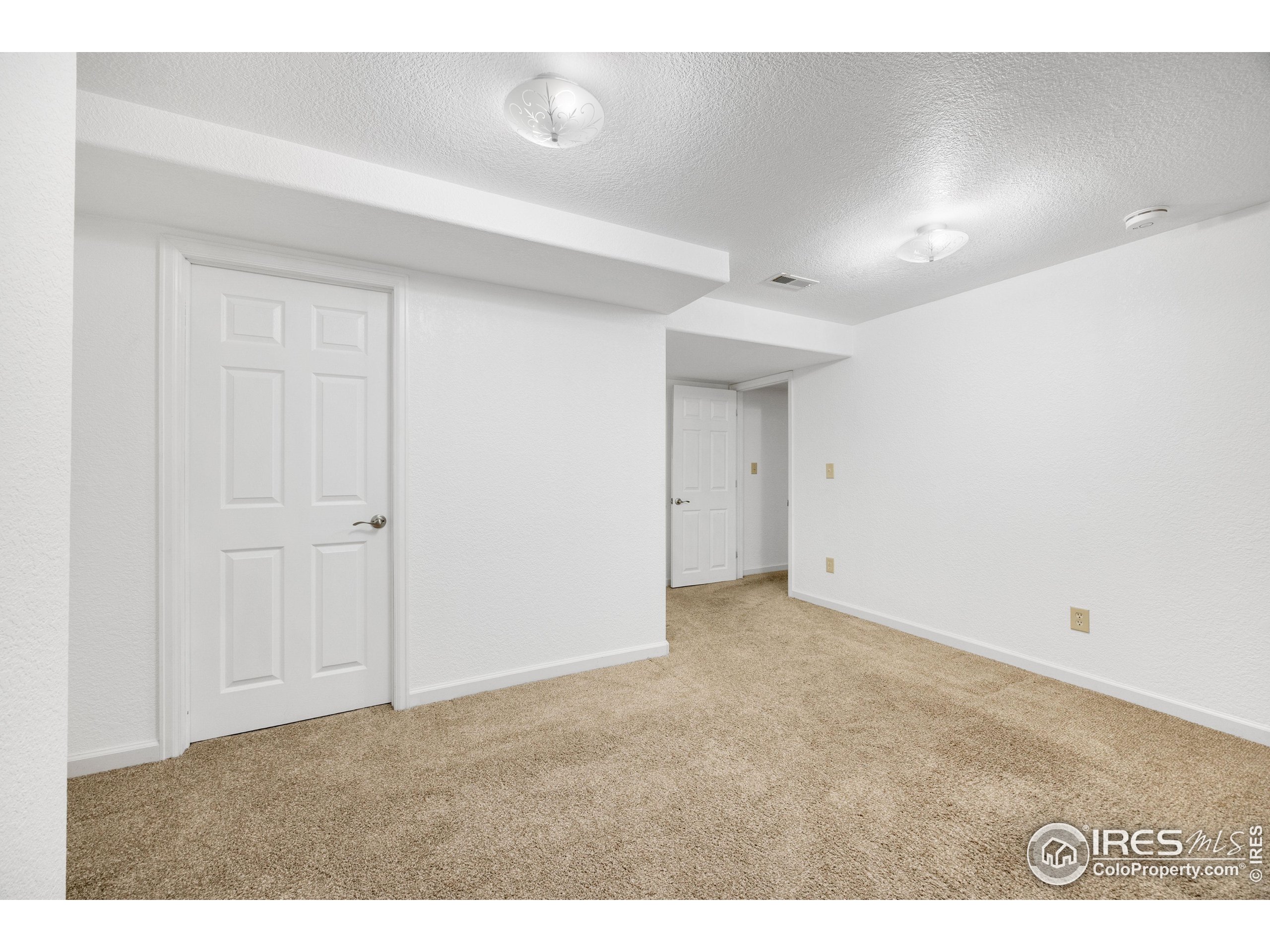 Fort Collins, Colorado, 80524, United States, 5 Bedrooms Bedrooms, ,4 BathroomsBathrooms,Residential,For Sale,1939496