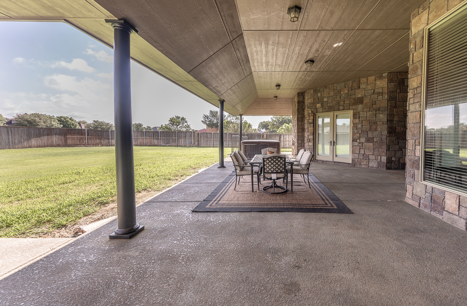Lubbock, Texas, 79424, United States, 4 Bedrooms Bedrooms, ,4 BathroomsBathrooms,Residential,For Sale,1901178
