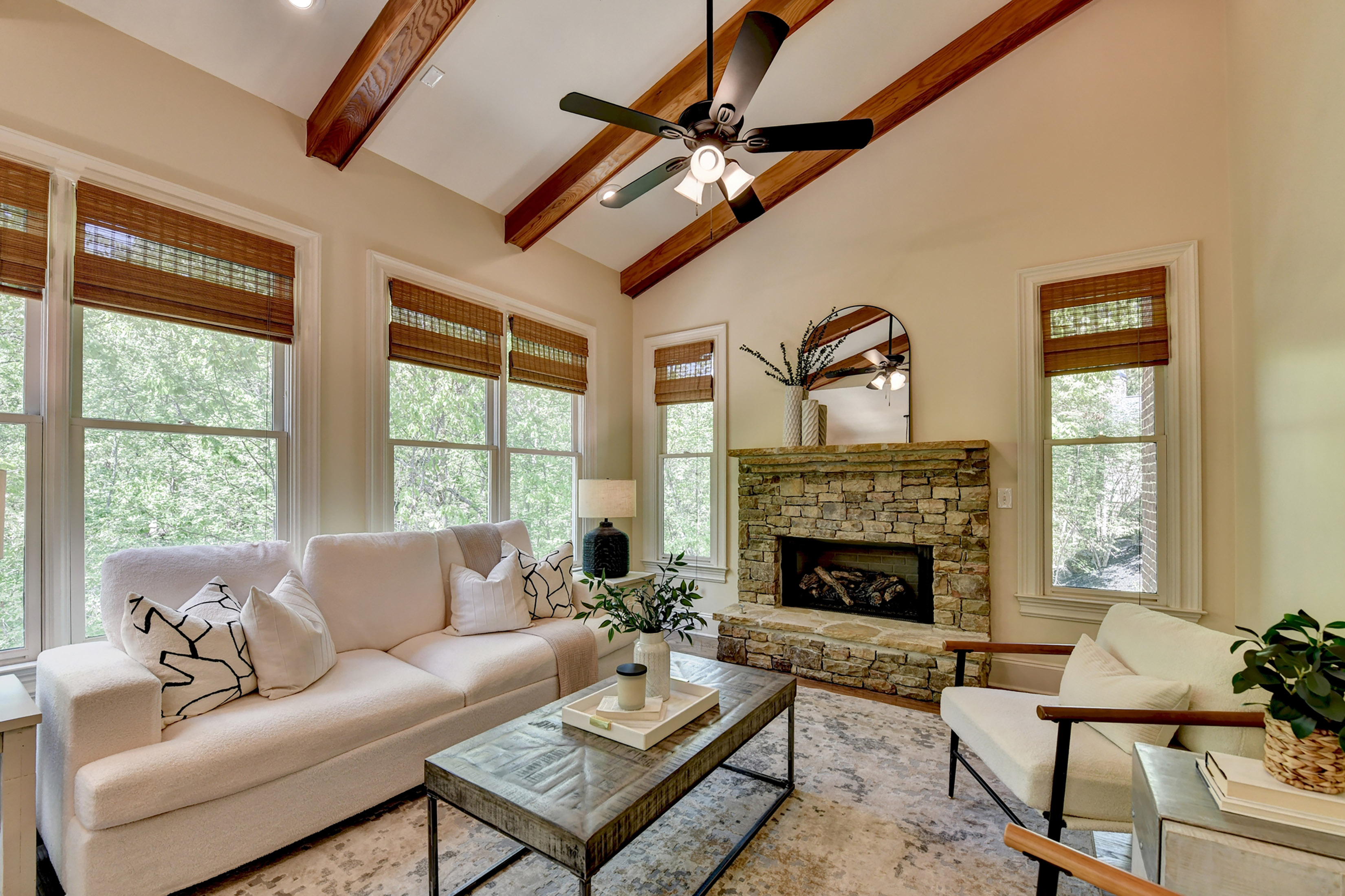  Luxury, Comfort and Privacy in One of Roswell