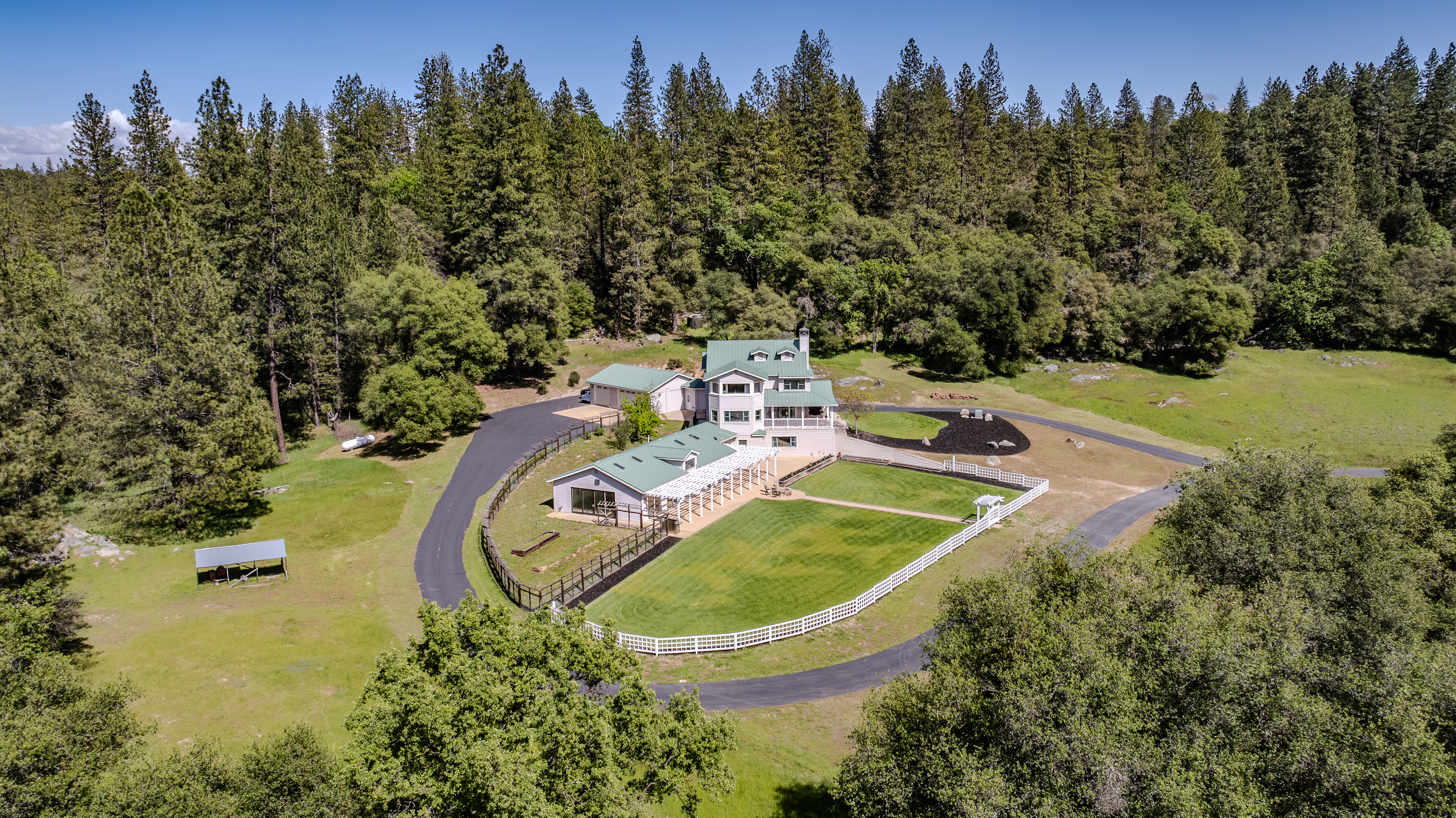  40 Acres - Fully Wheelchair Accessible - Indoor Pool - 物件實景