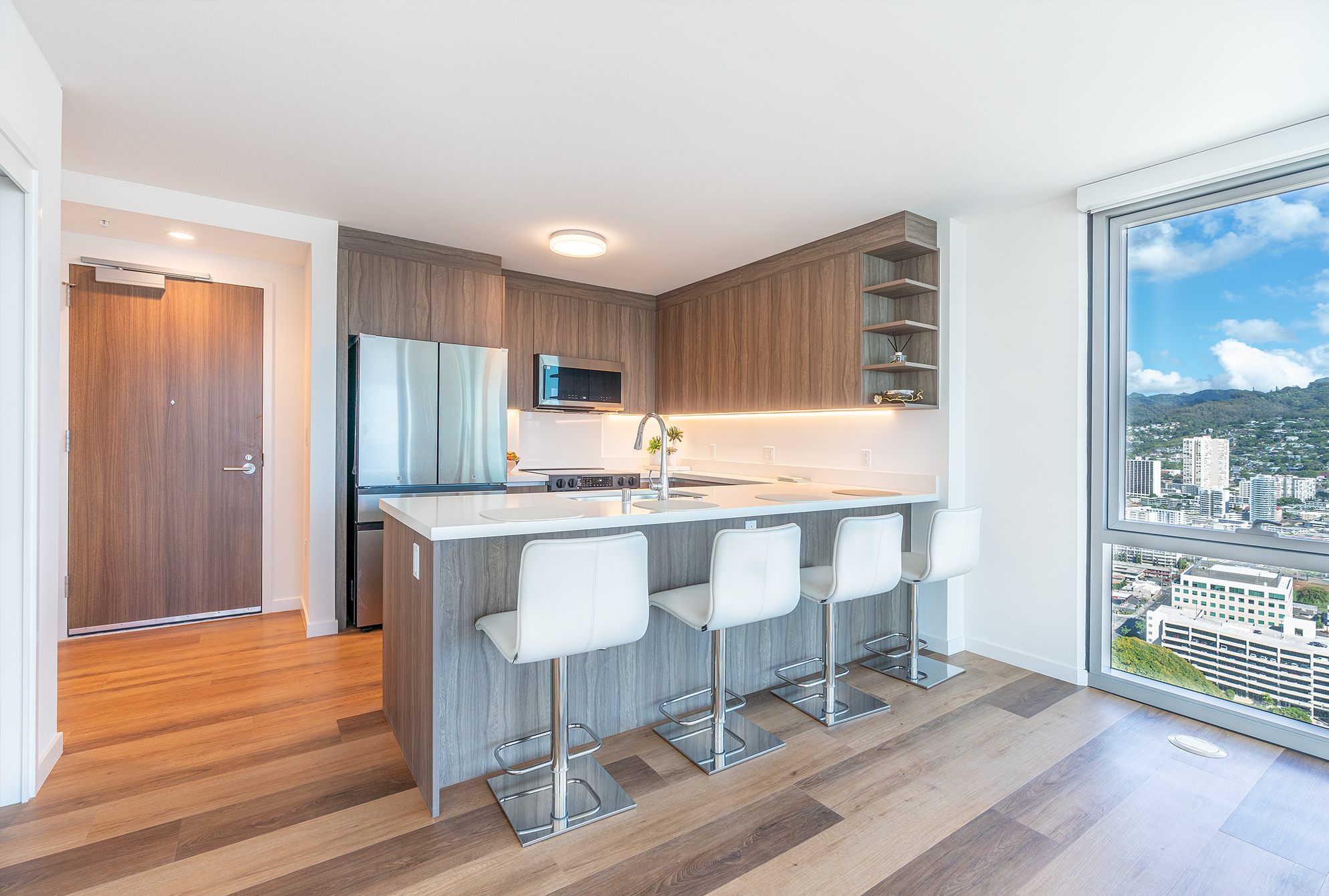 Honolulu, Hawaii, 96814, United States, 2 Bedrooms Bedrooms, ,2 BathroomsBathrooms,Residential,For Sale,2005492