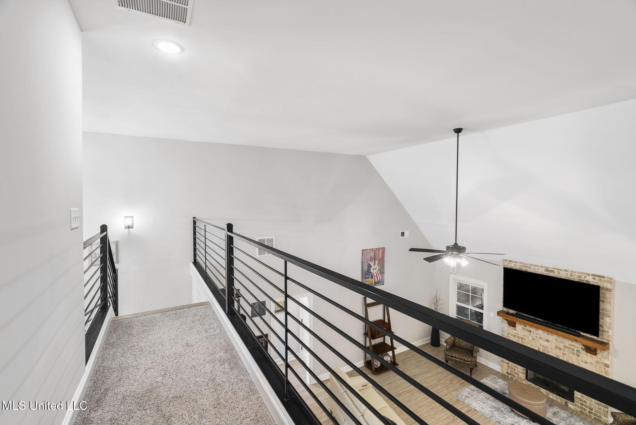 Hernando, Mississippi, 38632, United States, 5 Bedrooms Bedrooms, ,3 BathroomsBathrooms,Residential,For Sale,1991187