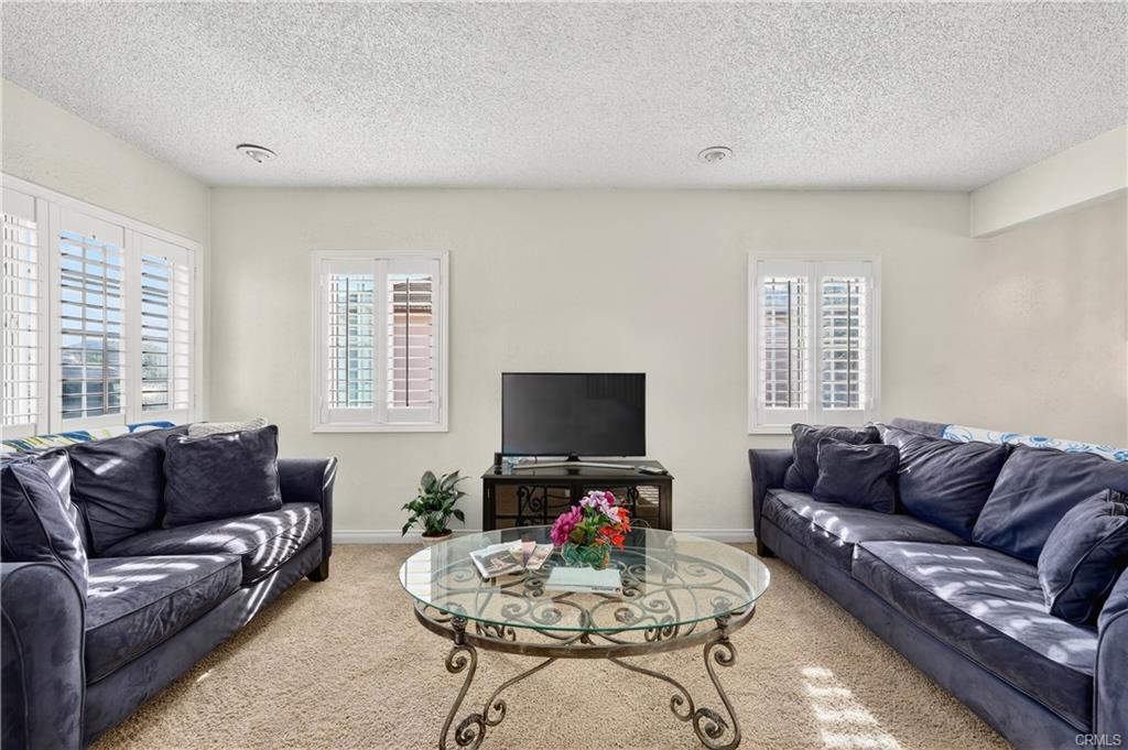 Los Angeles, California, 90061, United States, 3 Bedrooms Bedrooms, ,1 BathroomBathrooms,Residential,For Sale,2012539