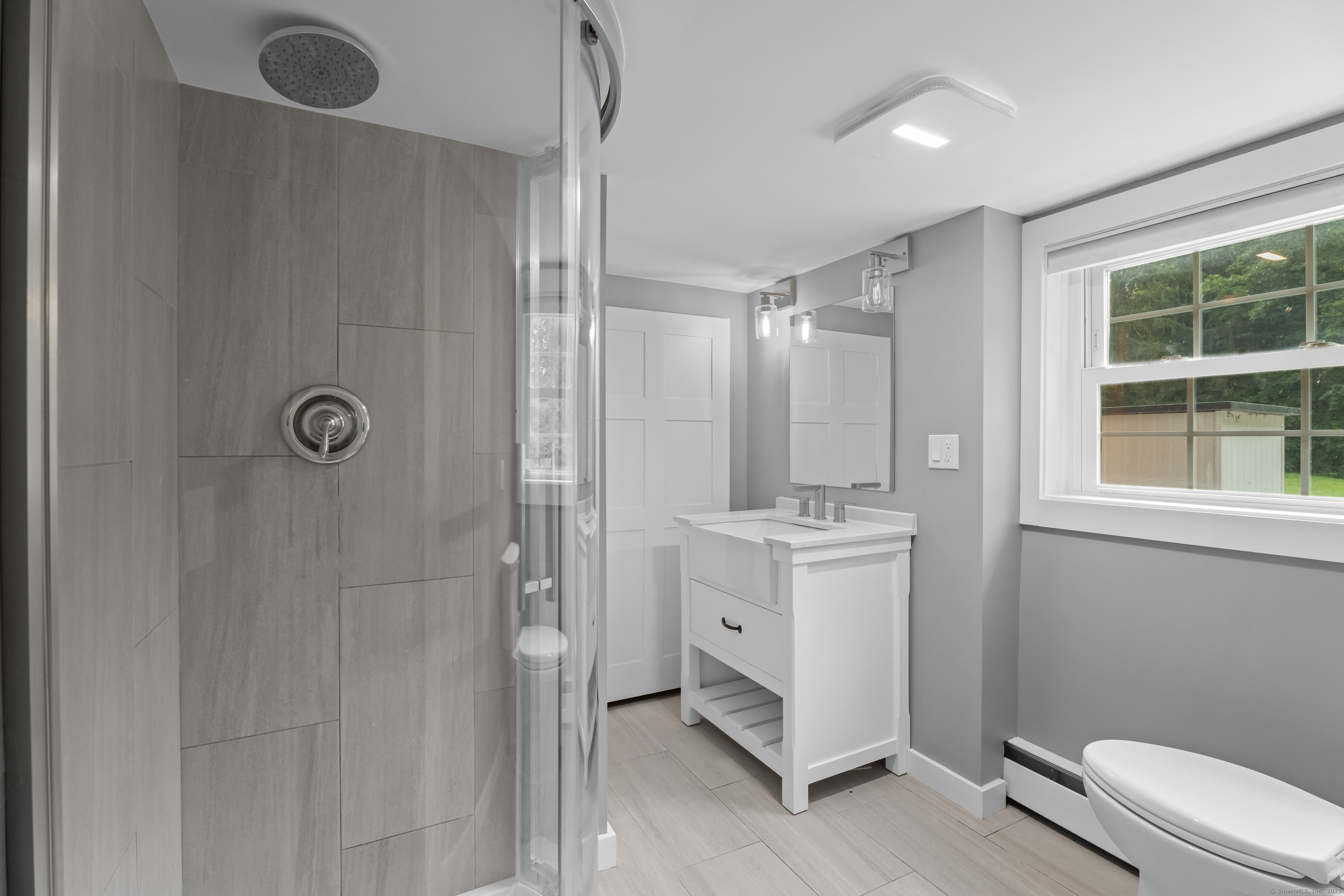 Norwalk, Connecticut, 06850, United States, 3 Bedrooms Bedrooms, ,3 BathroomsBathrooms,Residential,For Sale,1911174