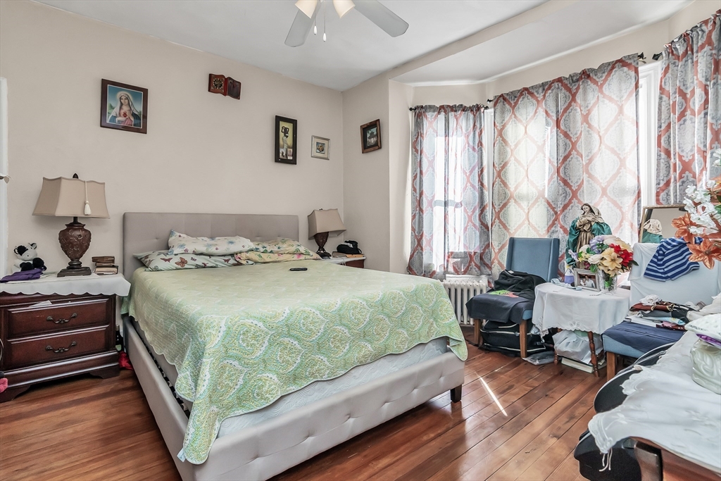 Revere, Massachusetts, 02151, United States, 5 Bedrooms Bedrooms, ,3 BathroomsBathrooms,Residential,For Sale,1935467