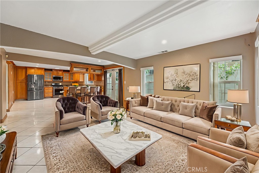 Los Angeles, California, 90033, United States, 4 Bedrooms Bedrooms, ,3 BathroomsBathrooms,Residential,For Sale,1834728
