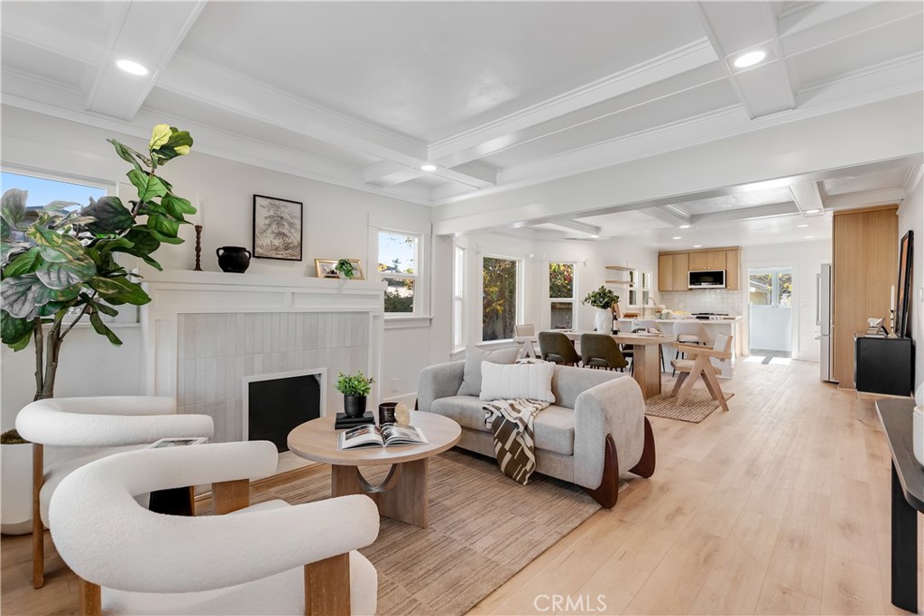 Pasadena, California, 91104, United States, 3 Bedrooms Bedrooms, ,1 BathroomBathrooms,Residential,For Sale,2005732