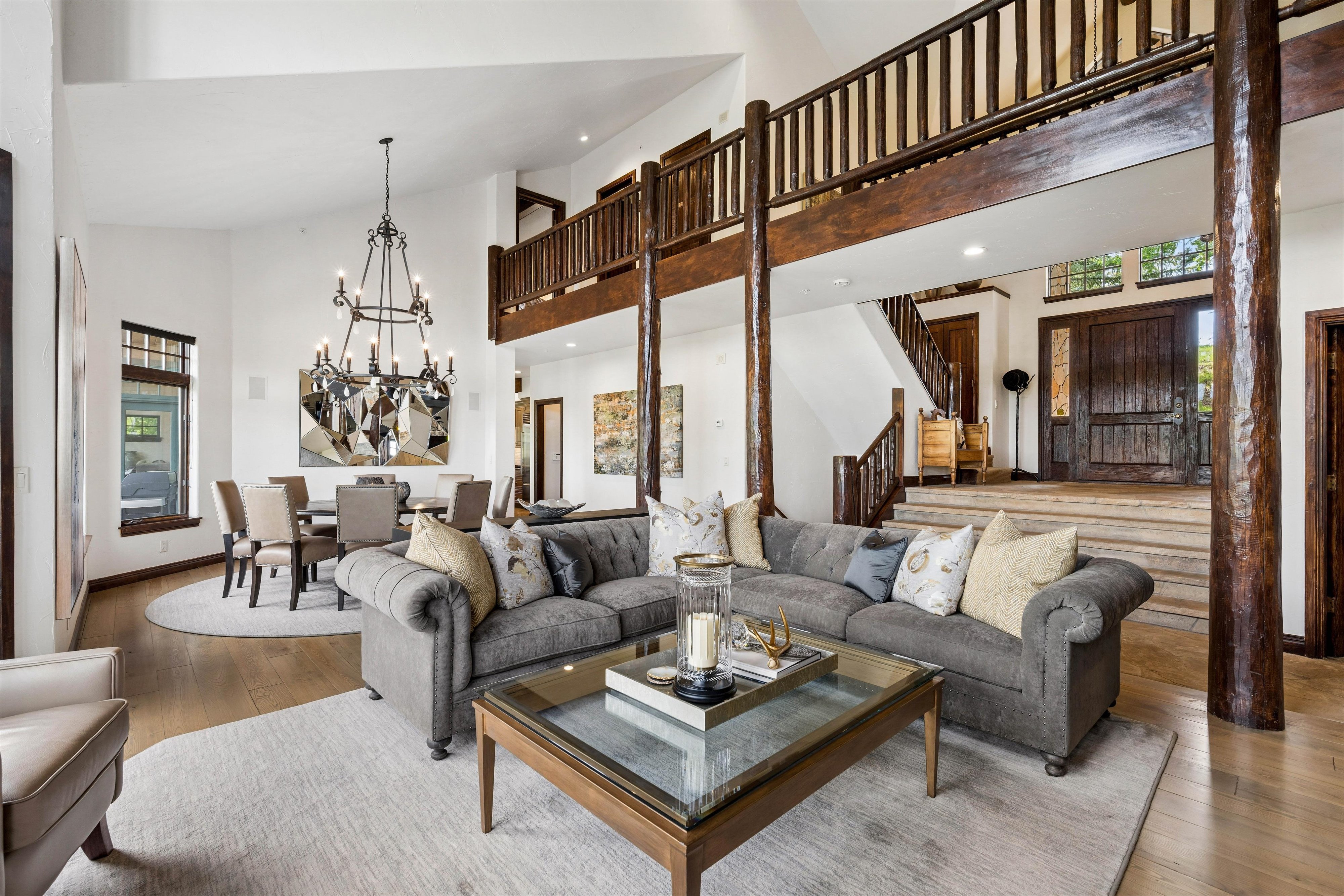  35 Stag Gulch Court Embraces Open Space Meadows With Golf Course Access - 物件實景